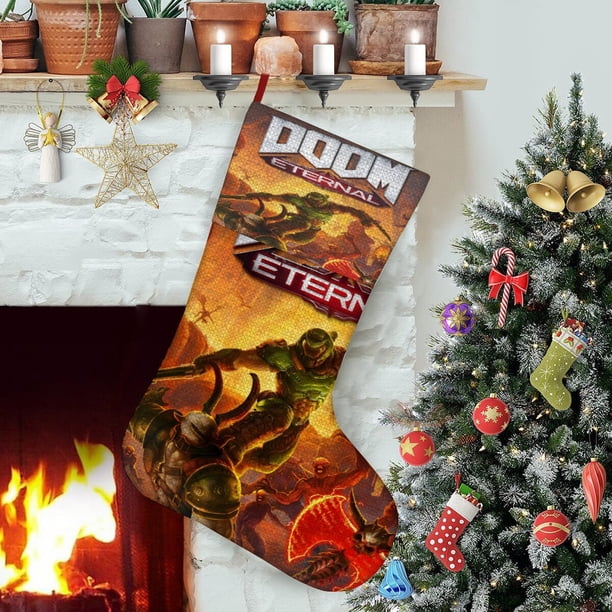 Doom Eternal Tema: Calcetines de Navidad, fino lino blanco para colgar en escaleras y chimenea, decoración navideña para el hogar, regalo de Navidad. 45cm × 32cm