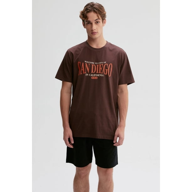 Polera Hombre Print Posicional Chocolate - ll