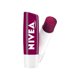 thumbnail image 2 of Bálsamo Labial Blackberry Shine, 2 of 2