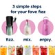 thumbnail image 2 of Botella Sodastream Fizz & Go Cool de metal 900 ml color guayaba, 2 of 9