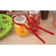 thumbnail image 4 of Llave para tarros de conservas Fox Run, 27 cm, con revestimiento de PVC rojo, 4 of 4