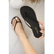 thumbnail image 5 of Sandalias tipo flip flop para mujer Project Cloud de cuero vegano con memoria de espuma, 5 of 6