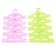 thumbnail image 4 of 10 Perchas De Plástico Para Ropa, Accesorios Para Mu?ecas De 18 Pulgadas, 4 of 5