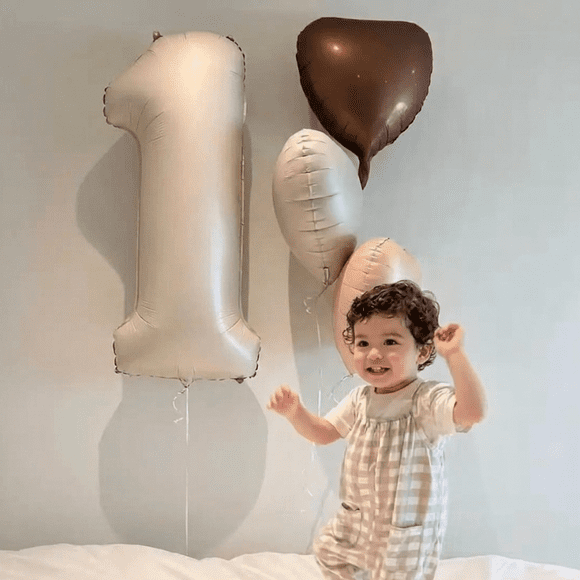 Set Globo Número 1 más 3 Globos Corazón Colores Arena Cafe Beige Nude para Cumpleaños y Fotografías
