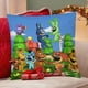 thumbnail image 4 of Critters Sonrientes Fundas de almohada de terciopelo con tema, regalos de funda de almohada, decoración para el hogar, cojín de lanzar, regalo de cumpleaños para fans y parejas. 45cm x 45cm., 4 of 6