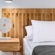 thumbnail image 5 of Juego de ropa de cama Pillow Utopia, tamaño king, 4 unidades, con refuerzos refrescantes, 5 of 7