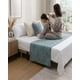 thumbnail image 4 of Piecera Chenille Cruz Dale un toque de elegancia a tu dormitorio, 4 of 6