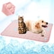 thumbnail image 1 of Esterilla refrescante para perros y gatos, manta de seda fría para camas, casetas, sofás, asientos de coche y suelos., 1 of 5