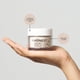 thumbnail image 2 of Crema de hidrogel Honest Beauty Crema de hidrogel de 50 ml con ácido hialurónico, 2 of 9