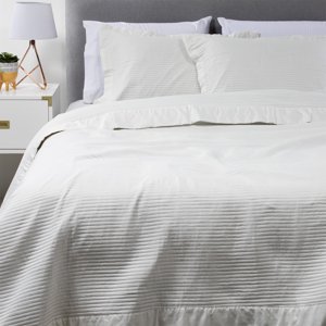 Zahr - Cubrecama Bordado Prewash 2 Plazas Blanco Hueso