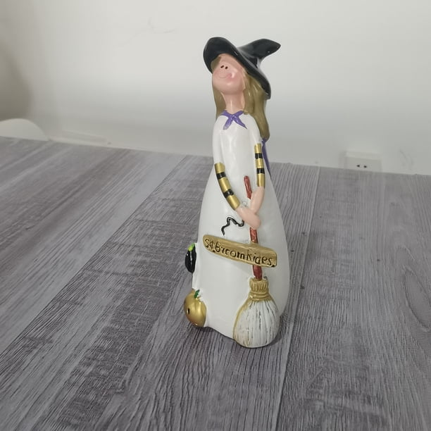 1 pc Adorable Little Girl Statue - Perfect for Home Decor, Halloween, and Gifting - Art Carving Work - Suitable for Family, Room, Desktop, and Coffee Shop - Beautiful Little Sister Gift - Decorate You