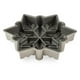 thumbnail image 2 of Molde para tartas Nordic Ware, diseño de copos de nieve, aluminio fundido, antiadherente, 2 of 3