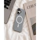 thumbnail image 1 of Carcasa Protectora Premium MagSafe Para iPhone 17, 1 of 5