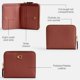 thumbnail image 3 of Cartera Coach Essential Billfold de Cuero 10 cm x 9 cm, 3 of 5