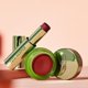 thumbnail image 5 of Lip Crème Tata Harper hidratante con color Risqué rojo baya, 5 of 9