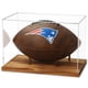 thumbnail image 1 of Vitrina de fútbol JupDec, caja acrílica con soporte de madera, 1 of 6