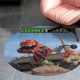 thumbnail image 4 of Dinotrux Alfombra Redonda de Felpa Coral, Antideslizante, No Desprende Pelusas, Lavable y Duradera para Salón, Dormitorio y Habitación de Niños 60cm, 4 of 6