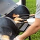 thumbnail image 4 of Parrilla a Carbón Más Ahumador 2 en 1 Con Repisas Ajustable negro, 4 of 7