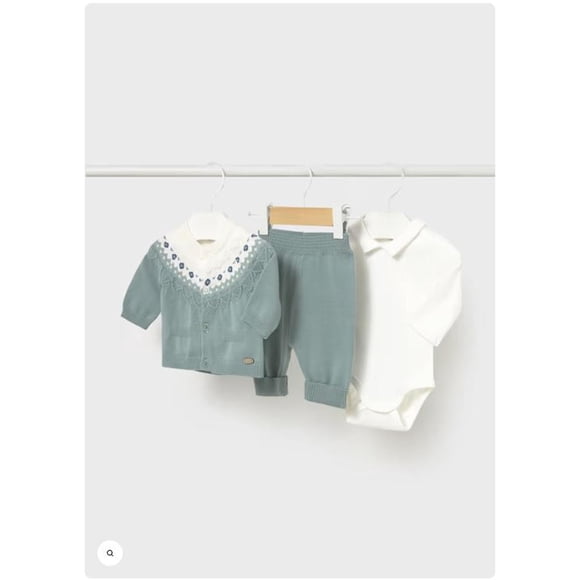 Conjunto español, pantalon body y chaleco. celeste 1 A 2 Meses