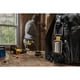 thumbnail image 2 of Lámpara de trabajo DEWALT DCL182 LED de 1000 lúmenes, recargable con USB-C, 2 of 3