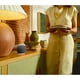 thumbnail image 2 of Altavoz inteligente Nest Google Home Gen 2 con sonido 360°, marrón, 2 of 3