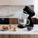 thumbnail image 2 of Batidora de pie Smeg 5 qt 750 W negra 10 velocidades, 2 of 8