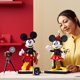 thumbnail image 3 of Kit de construcción LEGO Disney Mickey Mouse y Minnie Mouse 43179, 3 of 7