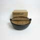 thumbnail image 1 of Olla Hierro Fierro Fundido Con Asa Tapa Madera 25CM Norplat, 1 of 3