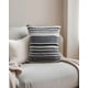 thumbnail image 4 of Pack De 4 Fundas De Cojin Con Relieve 45x45cm Gris, 4 of 4