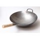 thumbnail image 4 of Wok Tradicional Chino de Acero al Carbono Martillado a Mano con Mango Principal de Madera y Mango Auxiliar de Acero (14 Pulgadas, Fondo Redondo) / 731W88, 4 of 8