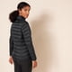 thumbnail image 3 of Chaqueta Mujer Amazon Essentials Ligera Resistente al Agua, 3 of 3