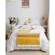 thumbnail image 4 of Frazada Exclusive 2 Plazas: Elegancia Texturizada y Confort Térmico AMARILLO, 4 of 5