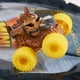 thumbnail image 5 of Mini Mystery Collectible Monster Truck, paquete de 12 unidades, escala 1:87, 5 of 7