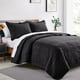 thumbnail image 1 of Cubrecama Quilt Reversible Queen 228x228 Cm Más Fundas Almohada Negro, 1 of 3