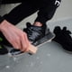 thumbnail image 5 of Kit de limpieza de zapatos Shoe MGK Starter con limpiador y acondicionador, 5 of 7