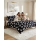 thumbnail image 4 of Cubrecamas Plush Con Chiporro Premium 2 Plazas, 4 of 6