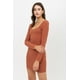 thumbnail image 4 of Vestido Básico de Canalé con Escote en U en la Parte Delantera y Trasera y Manga Larga., 4 of 5
