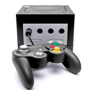 Consola Nintendo Gamecube Restaurada En Color Negro Azabache Con Mando Y Tarjeta De Memoria (Reacondicionada)
