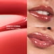thumbnail image 2 of Tinte labial LANEIGE JuicePop Box, hidratante y duradero, Disco Coral, 2 of 9