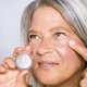 thumbnail image 2 of Crema para ojos IN YOUR FACE Caffeine Lift vegana, 2 of 5