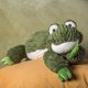 thumbnail image 2 of Peluche Mary Meyer Cozy Toes con forma de rana, 43 cm, 2 of 2