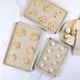 thumbnail image 5 of Juego de bandejas para hornear Martha Stewart de 13", 15" y 17" con antiadherente, 5 of 6