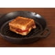 thumbnail image 2 of Grill Pan Lodge, hierro fundido, 26 cm, tela de caucho, 2 of 3