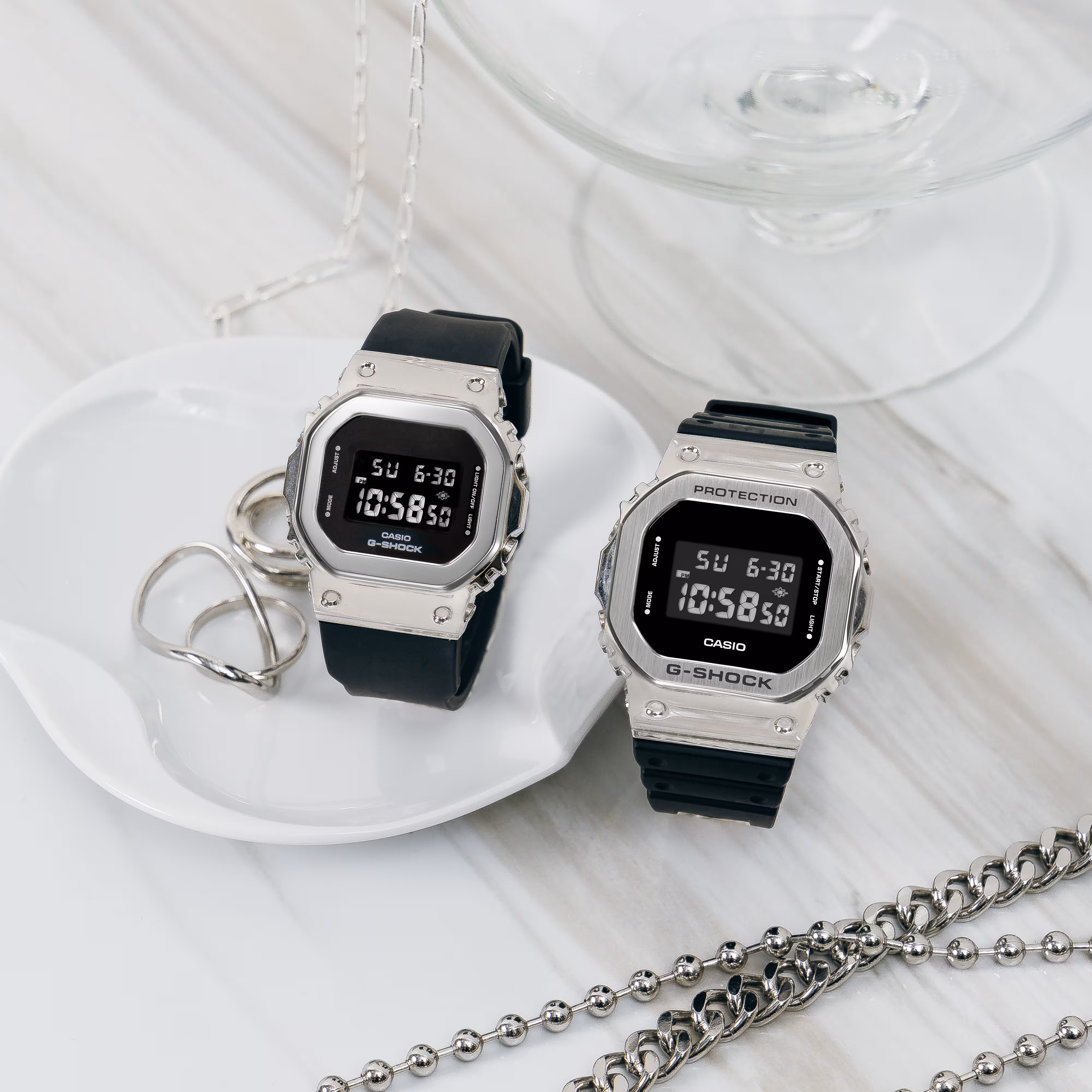 thumbnail image 3 of Reloj G-Shock GM-S5600-1, 3 of 3