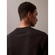 thumbnail image 3 of Camiseta Calvin Klein Relaxed Fit Monogram Logo para hombre, 3 of 6