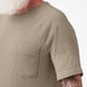 thumbnail image 4 of Camiseta Dickies Cooling de manga corta con bolsillo Desert Sand LT, 4 of 4