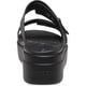 thumbnail image 5 of Sandalias Crocs Brooklyn Buckle Low Wedge negras para mujer, 5 of 6