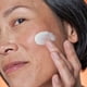 thumbnail image 5 of Crema antiarrugas Dr. Dennis Gross Advanced Retinol + Ferulic 60 ml, 5 of 8