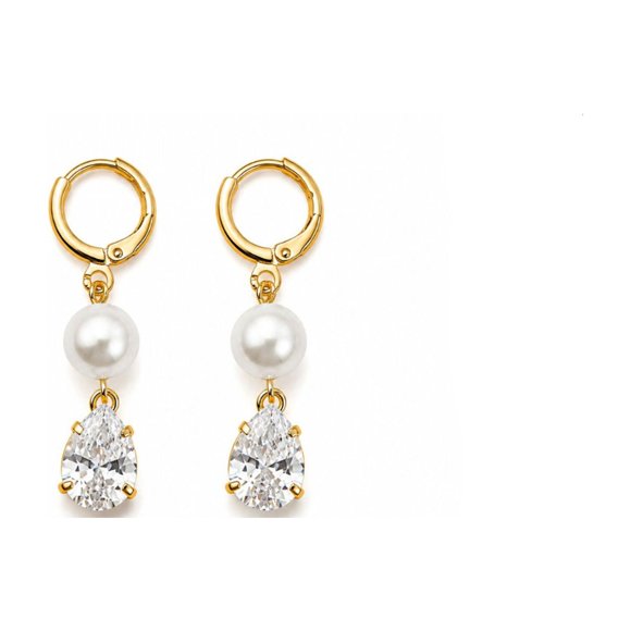Aros Éclat Pearl con Baño de Oro 18K.