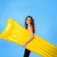 thumbnail image 2 of Cama Inflable Flotador -resistente Color Amarillo, 2 of 3